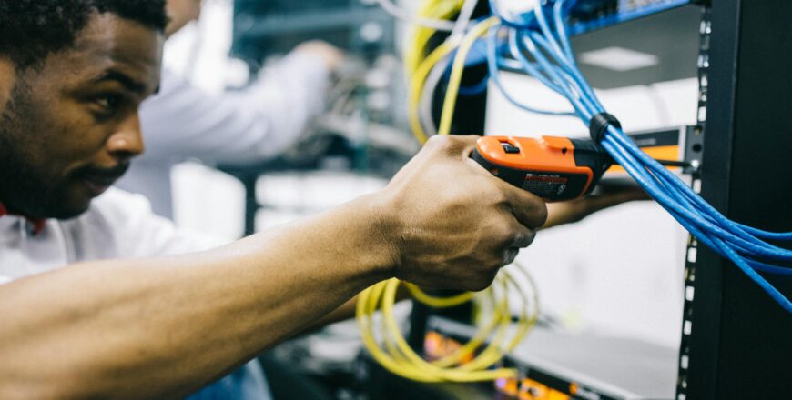 pexels-field-engineer-442151